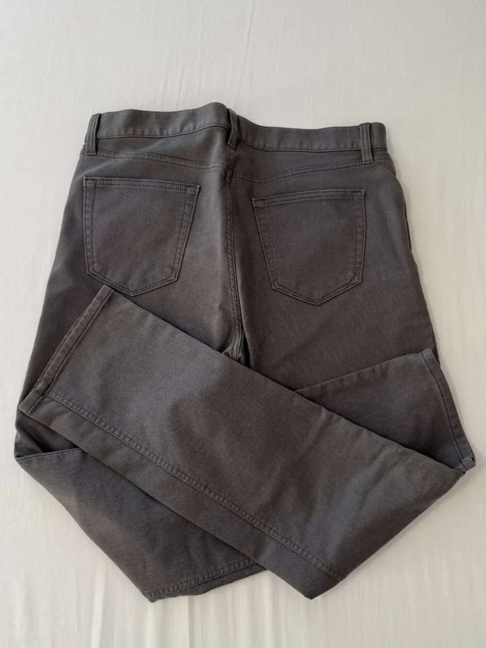 Banana Republic Men's Traveler Pants Slim Fit